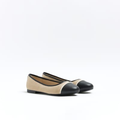 Beige wide fit pearl ballet shoes