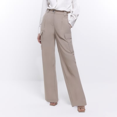 Beige wide leg cargo trousers