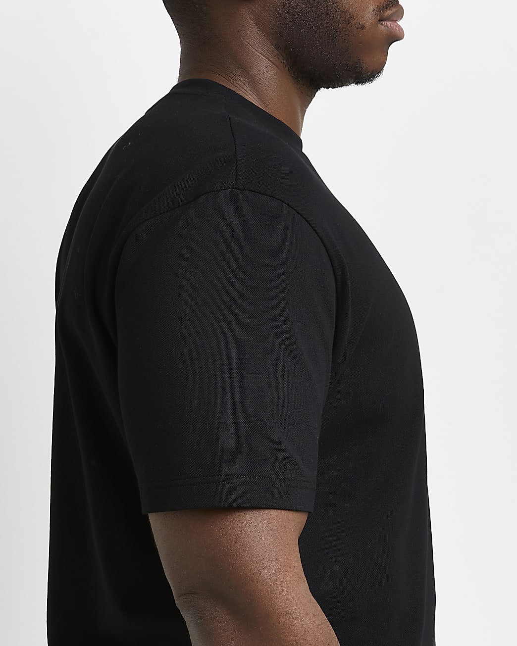 Big & tall black slim fit curved hem t-shirt
