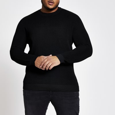 black crew neck jumper