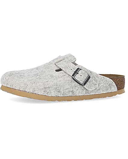 360 degree animation of product Birkenstock grey wooly boston mules frame-5