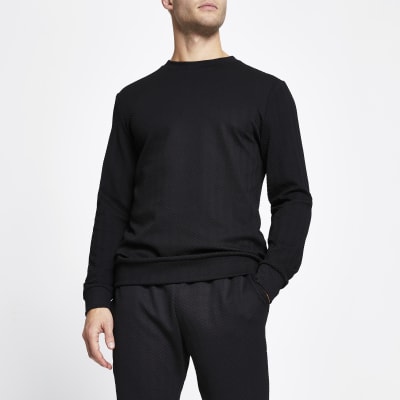 long white sweatshirt