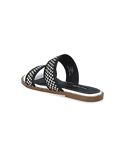 360 degree animation of product Black and white chain strap sandals frame-6