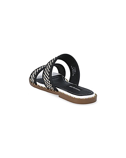 360 degree animation of product Black and white chain strap sandals frame-7