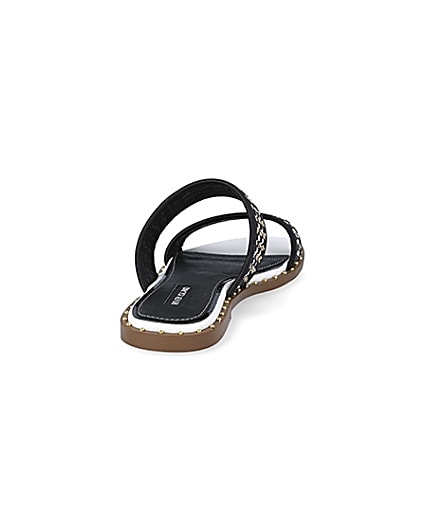 360 degree animation of product Black and white chain strap sandals frame-10