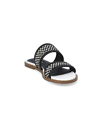 360 degree animation of product Black and white chain strap sandals frame-19