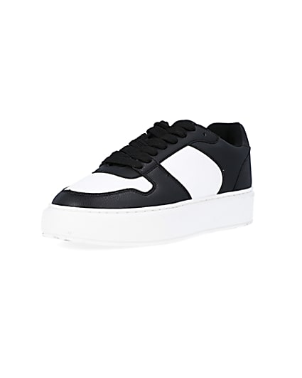 360 degree animation of product Black and white chunky trainers frame-0