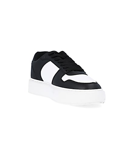 360 degree animation of product Black and white chunky trainers frame-19