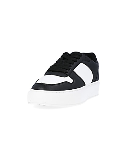 360 degree animation of product Black and white chunky trainers frame-23