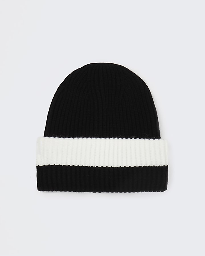 Black and white stripe beanie hat