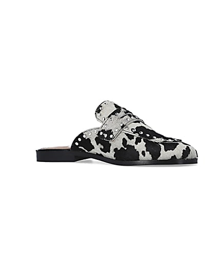 360 degree animation of product Black animal print leather backless loafers frame-17