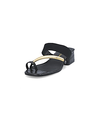 360 degree animation of product Black asymmetric toe ring sandals frame-23