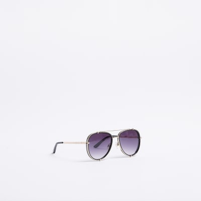 Black aviator sunglasses