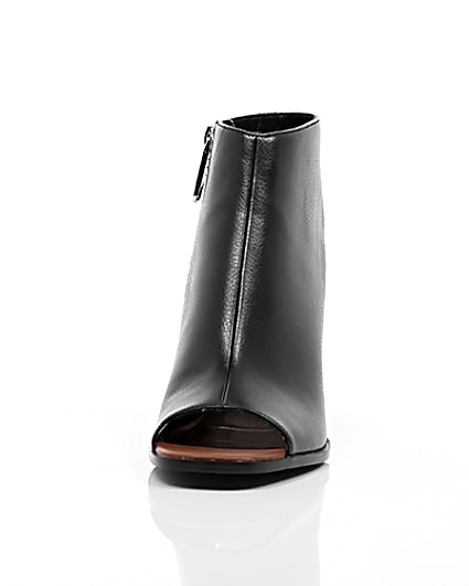 360 degree animation of product Black block heel peeptoe shoe boots frame-3