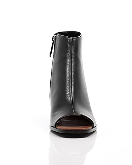 360 degree animation of product Black block heel peeptoe shoe boots frame-4