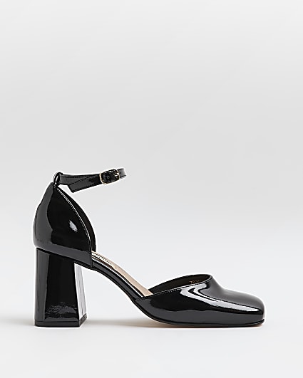 Black block heeled court shoes