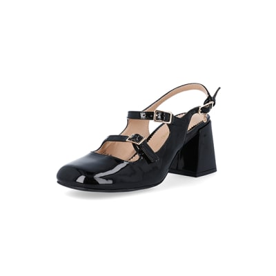 360 degree animation of product Black block heeled shoes frame-0