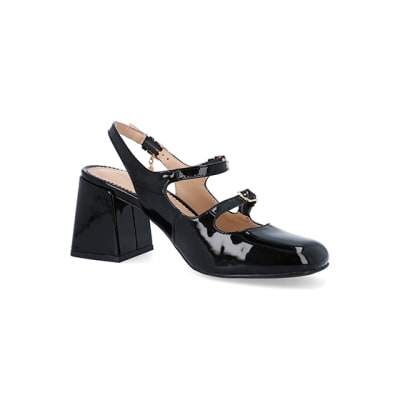 360 degree animation of product Black block heeled shoes frame-17