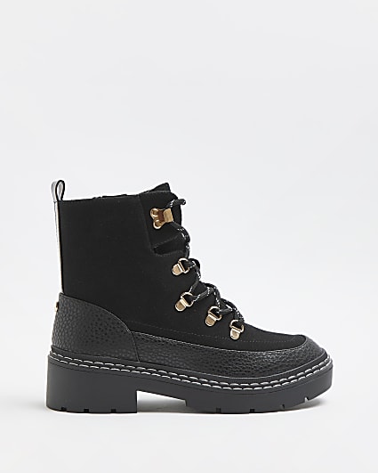 Black borg hiker boots
