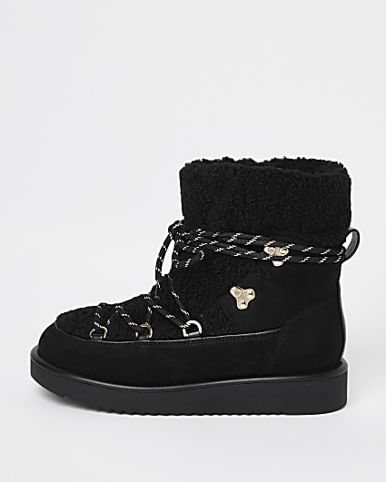 Black borg snow boots