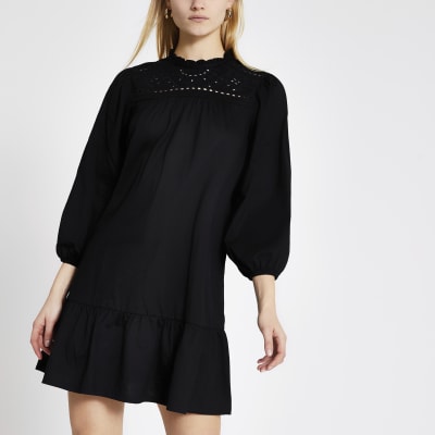 black long sleeve smock dress