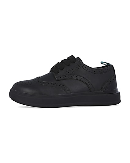 360 degree animation of product Black Brogue lace up hybrid shoes frame-2