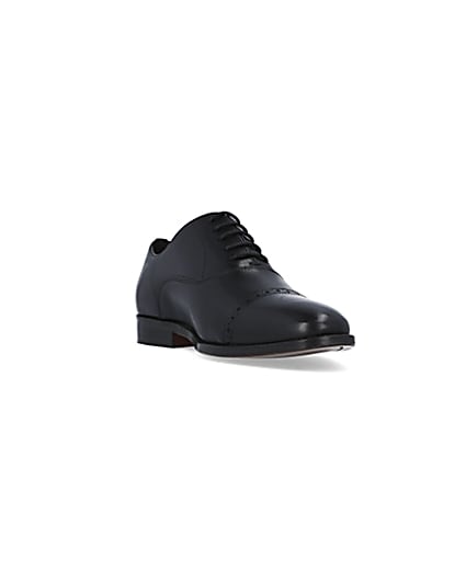 360 degree animation of product Black brogue Oxford shoes frame-19