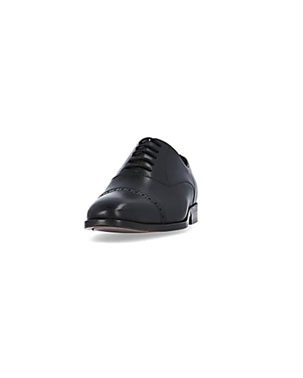 360 degree animation of product Black brogue Oxford shoes frame-22