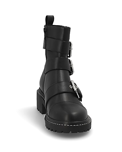 360 degree animation of product Black buckle chunky biker boots frame-20