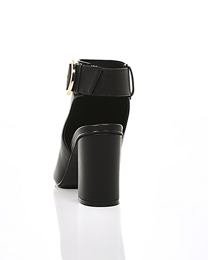 360 degree animation of product Black buckle strap ankle shoe boots frame-16