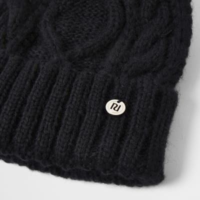 Black cable knit beanie hat