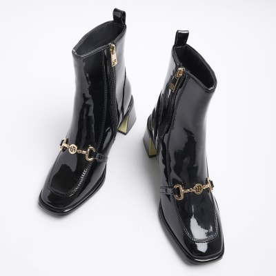 Black chain block heel ankle boots River Island