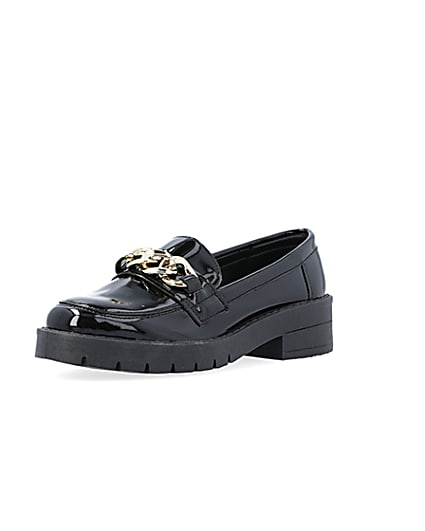 360 degree animation of product Black chain detail loafer frame-0