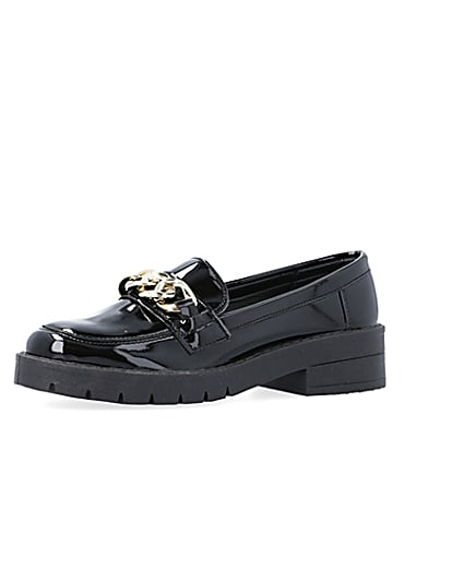 360 degree animation of product Black chain detail loafer frame-1