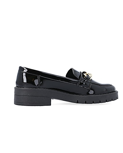 360 degree animation of product Black chain detail loafer frame-14