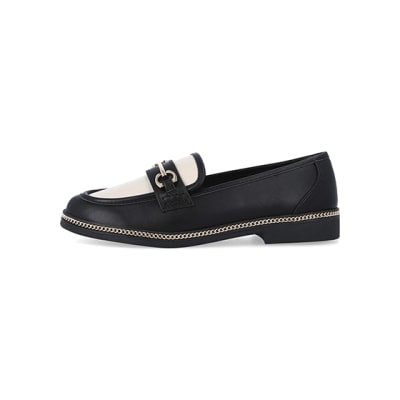 360 degree animation of product Black chain detail loafers frame-3