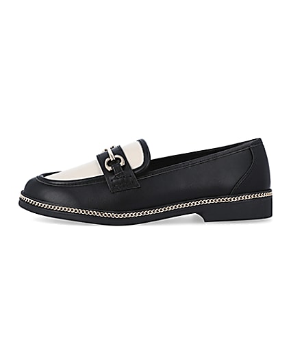 360 degree animation of product Black chain detail loafers frame-3