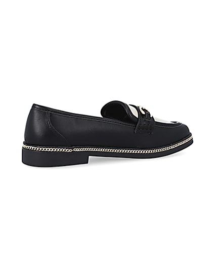 360 degree animation of product Black chain detail loafers frame-13