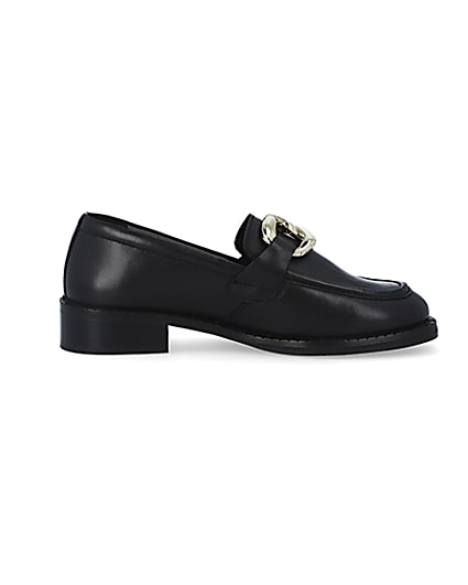 360 degree animation of product Black chain detail loafers frame-15