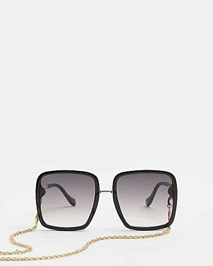 Black chain link oversized sunglasses