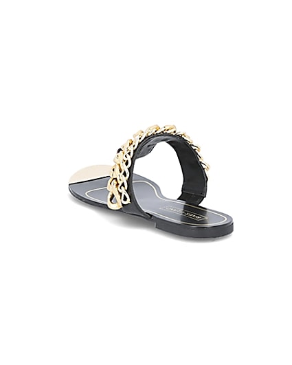 360 degree animation of product Black chain toe thong sandals frame-10