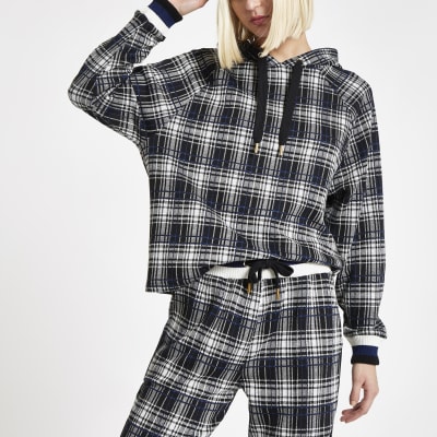 Black check long sleeve hoodie