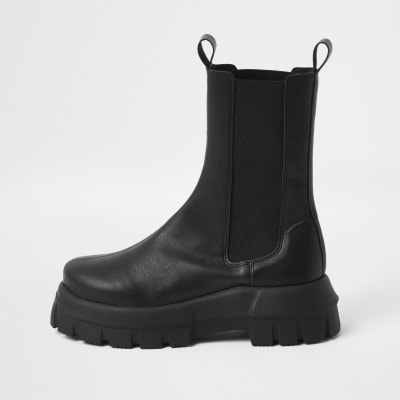 black chunky chelsea ankle boots