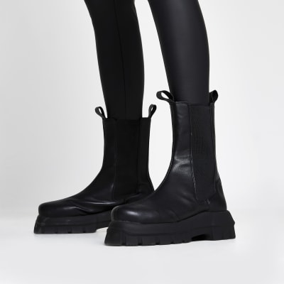 black flat chunky boots