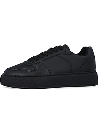 360 degree animation of product Black chunky trainers frame-2