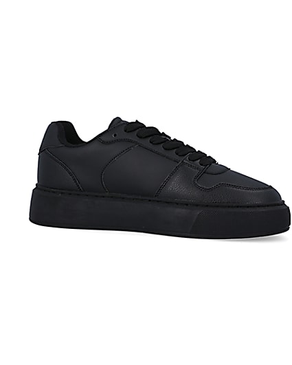 360 degree animation of product Black chunky trainers frame-16