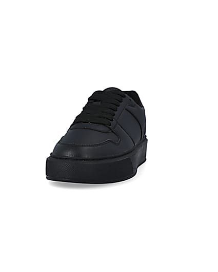 360 degree animation of product Black chunky trainers frame-22