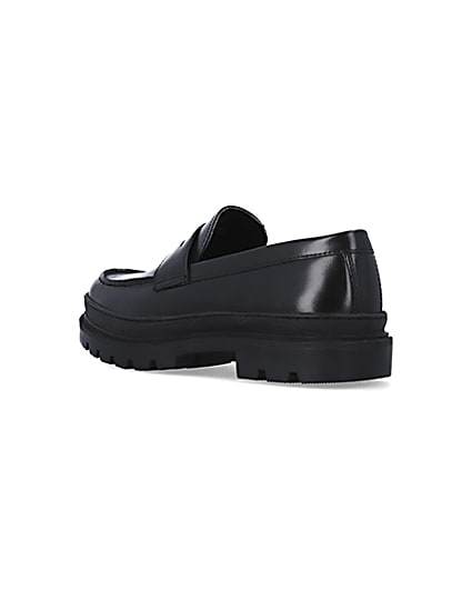 360 degree animation of product Black Cleated sole Loafers frame-6