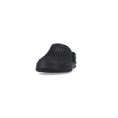 360 degree animation of product Black closed toe woven mule frame-22