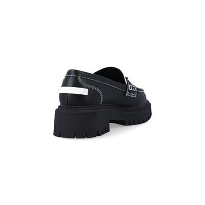360 degree animation of product Black colour block chunky loafers frame-11
